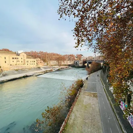 Torre Tolomei Trastevere Bed & Breakfast