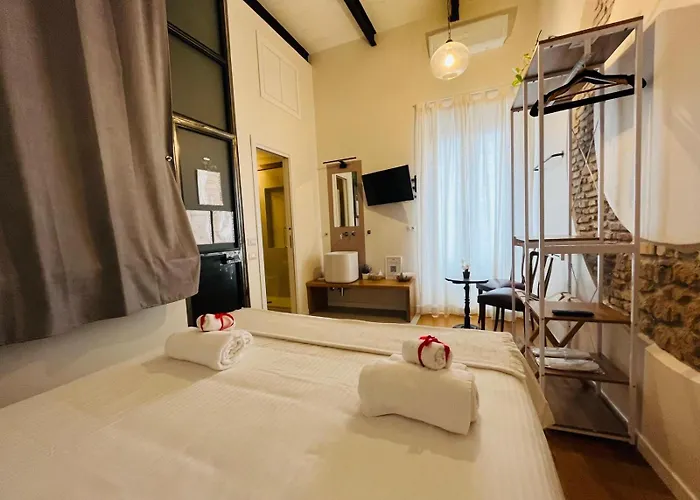 Bed & Breakfast Torre Tolomei Trastevere 4*