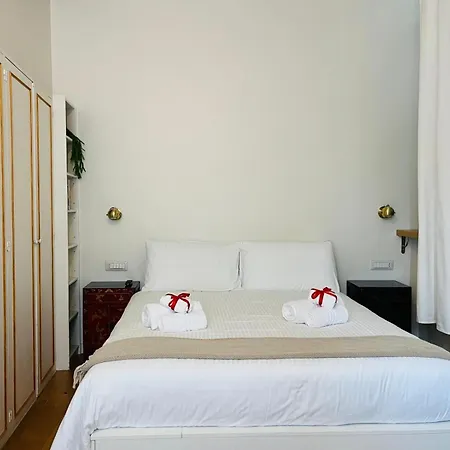 Torre Tolomei Trastevere Oda ve Kahvaltı 4*