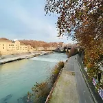 Torre Tolomei Trastevere Bed & Breakfast